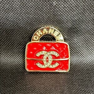 ✅ PRICE IS FIRM ✅ FASHION  Red Enamel Bag Pin